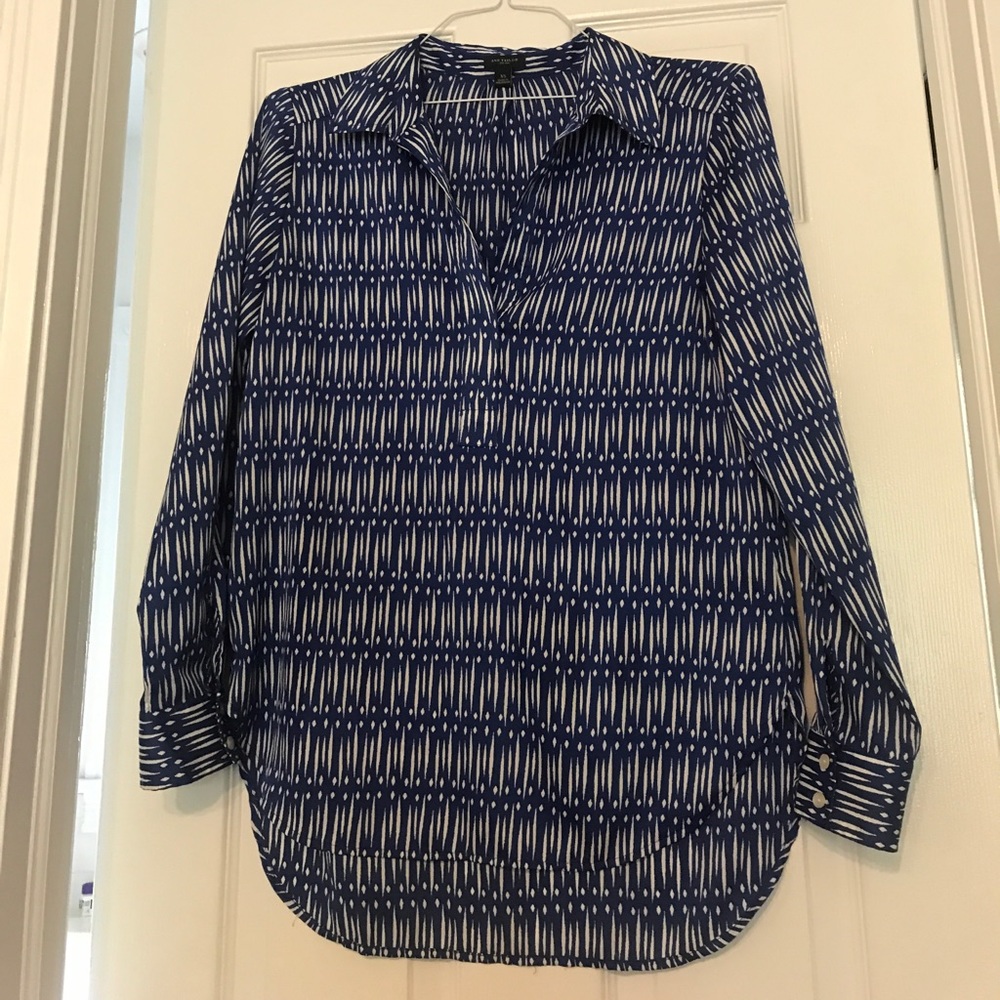 Ann Taylor Long sleeve blouse