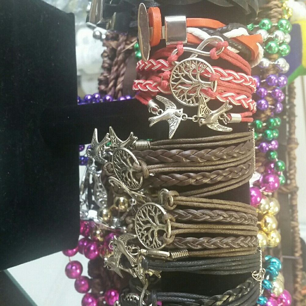 Bracelet