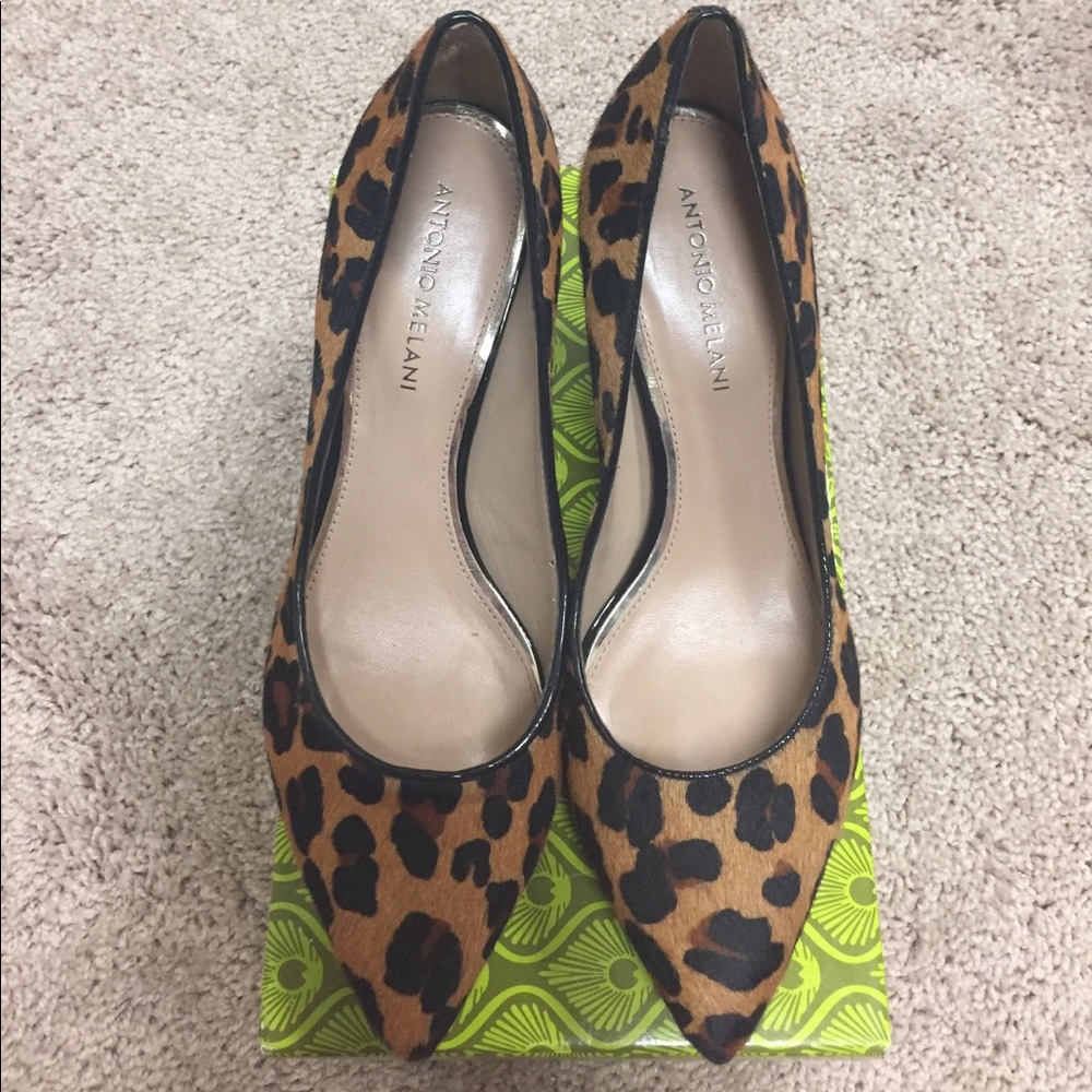 Antonio Melani leopard print pumps