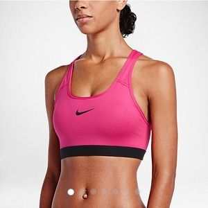 hot pink nike sports bra