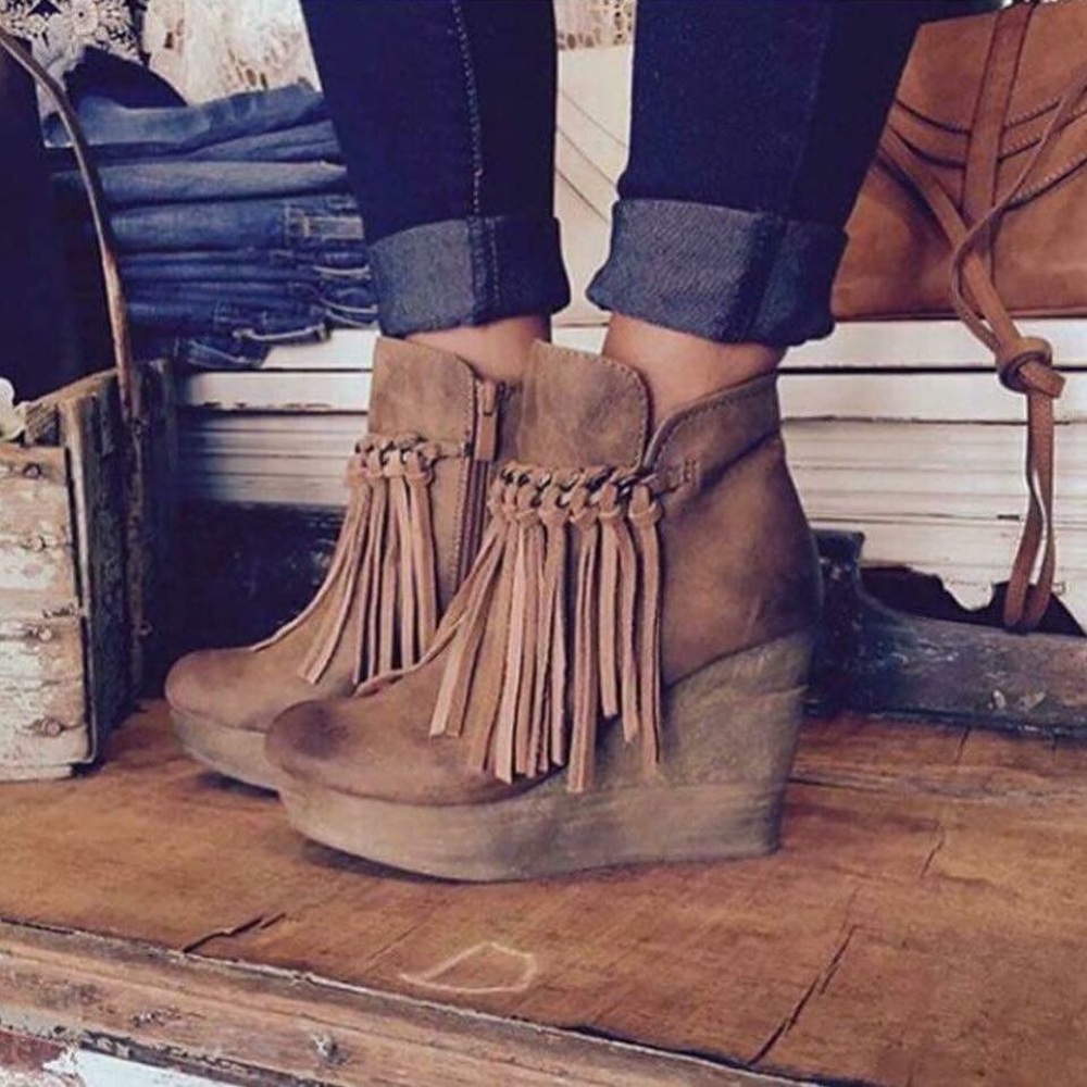 Sbicca Zepp Fringe Booties