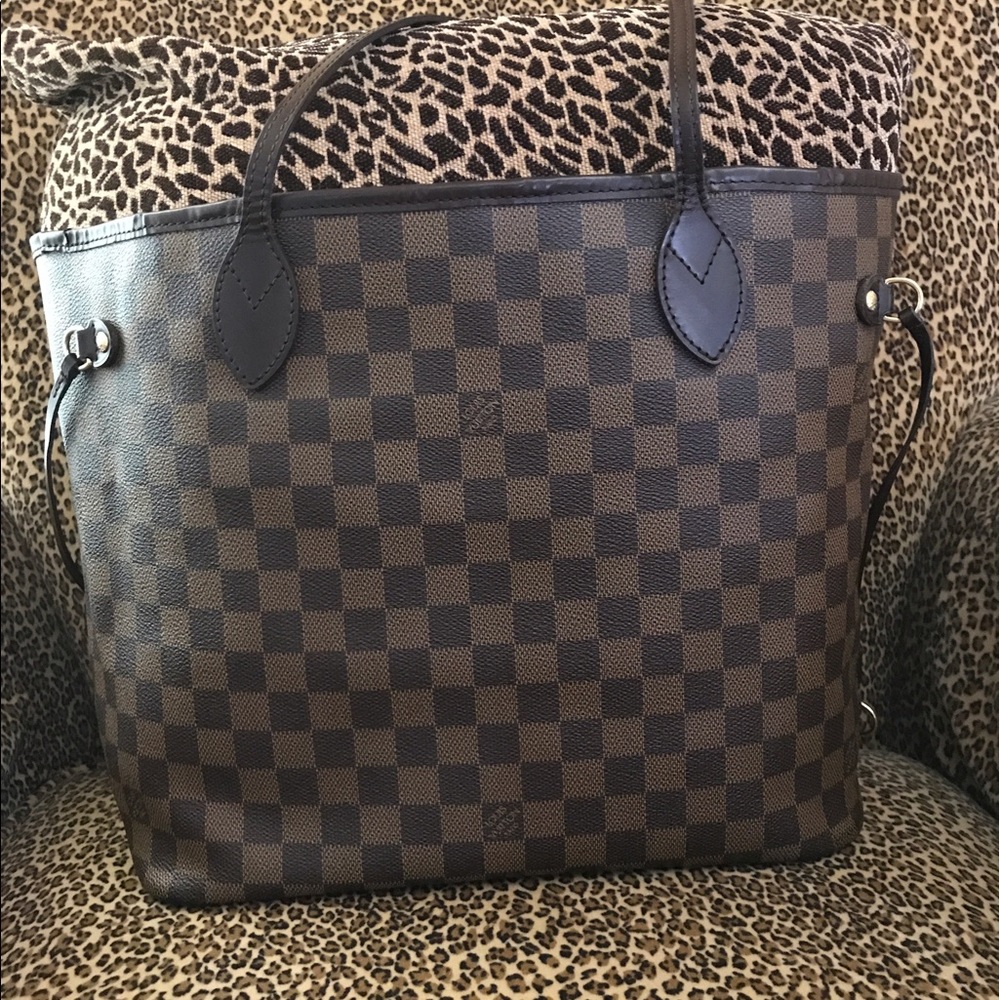 Authentic Louis Vuitton Demier Neverfull MM