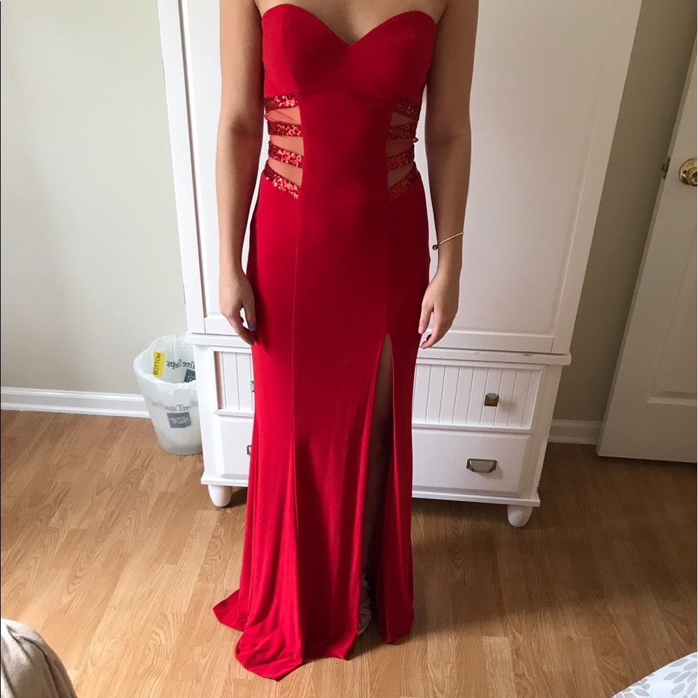 Faviana red prom dress