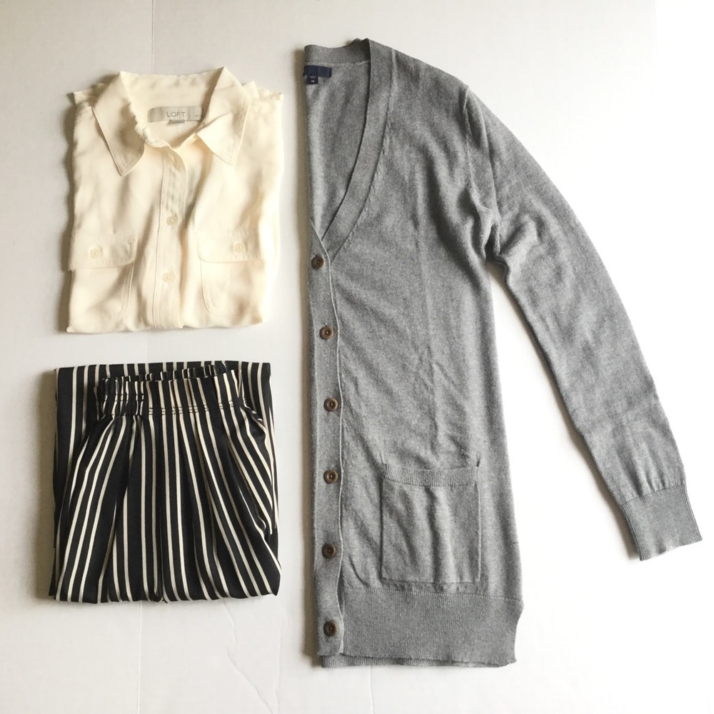 Buttoned Blouse - Picture 4 of 7