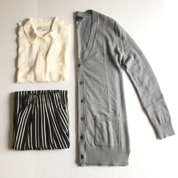 Buttoned Blouse - Picture 4 of 7