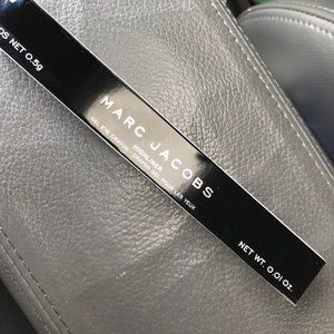 Marc Jacobs highliner in navy noir