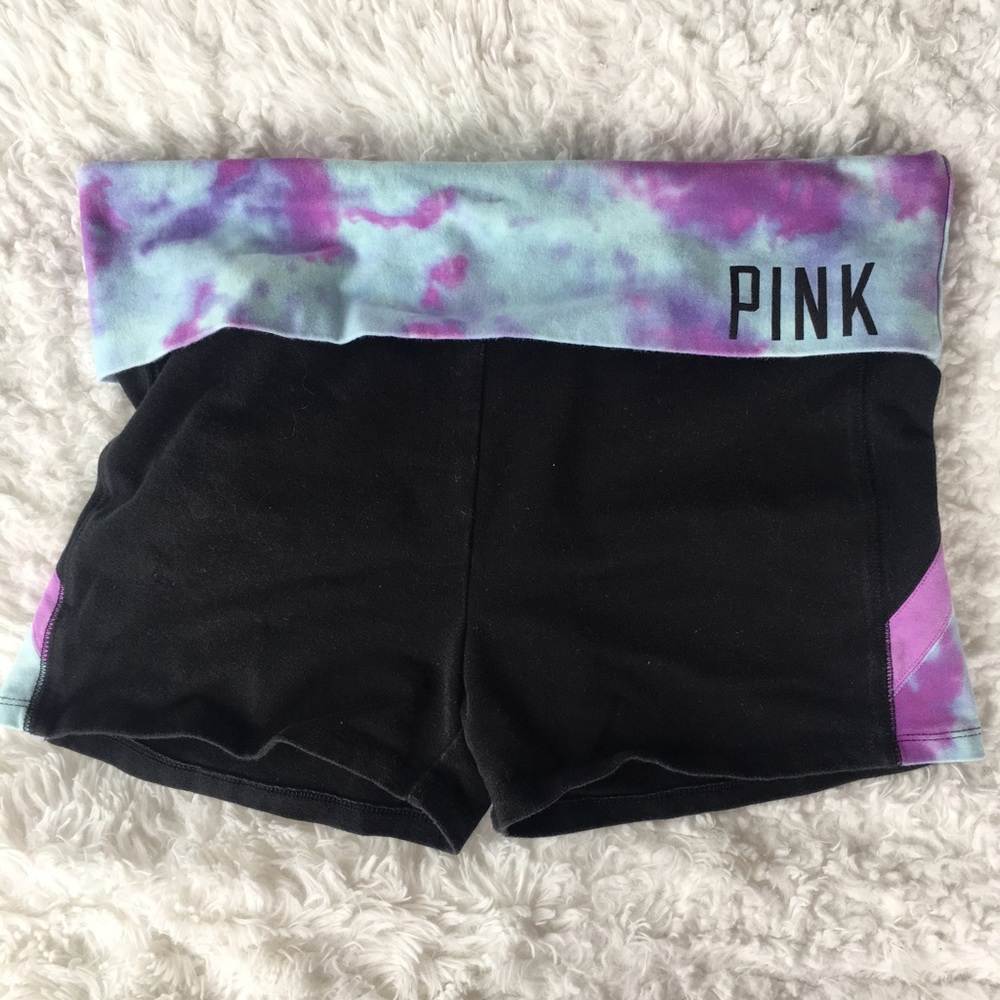 VS Pink Yoga short