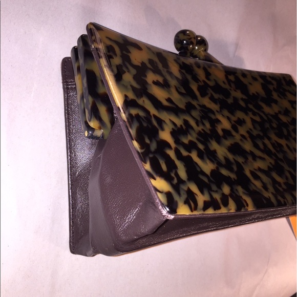 NWT Tory Burch leather & french resin CLUTCH $425 - Picture 8 of 8