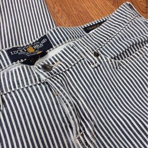 LUCKY BRAND 🍀 Striped Charlie Skinny Jeans
