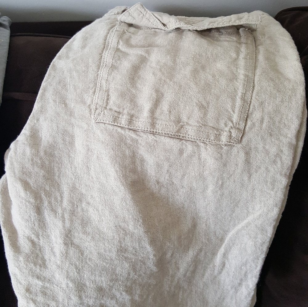 2 pairs of men's linen pants