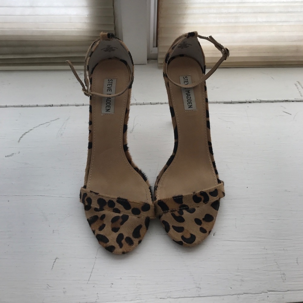 Steve Madden Leopard Print Calf Hair Pumps