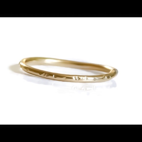 Restocked!✔️Gold etched Stacking Ring Sizes 2-13 - Picture 2 of 6