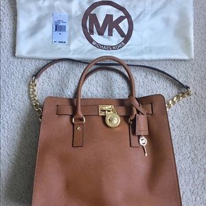 LIKE NEW Michael Kors Large Hamilton Saffiano Tote