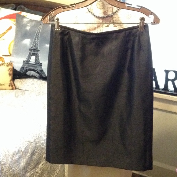 🦄🆕 Stunning Evening Suit 🌹🌃🍷👰🏼👸🏼 - Picture 4 of 8