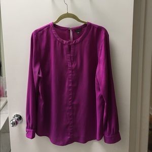 Ann Taylor magenta blouse - sz L