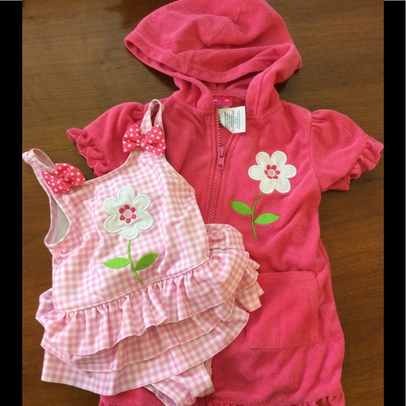 Baby girl bathing suit cover up Free shipping on swimwear for baby girls on senonsdownload-gv.cf Shop swimsuits, swim trunks and cover-ups from the best brands. Totally free shipping and returns.