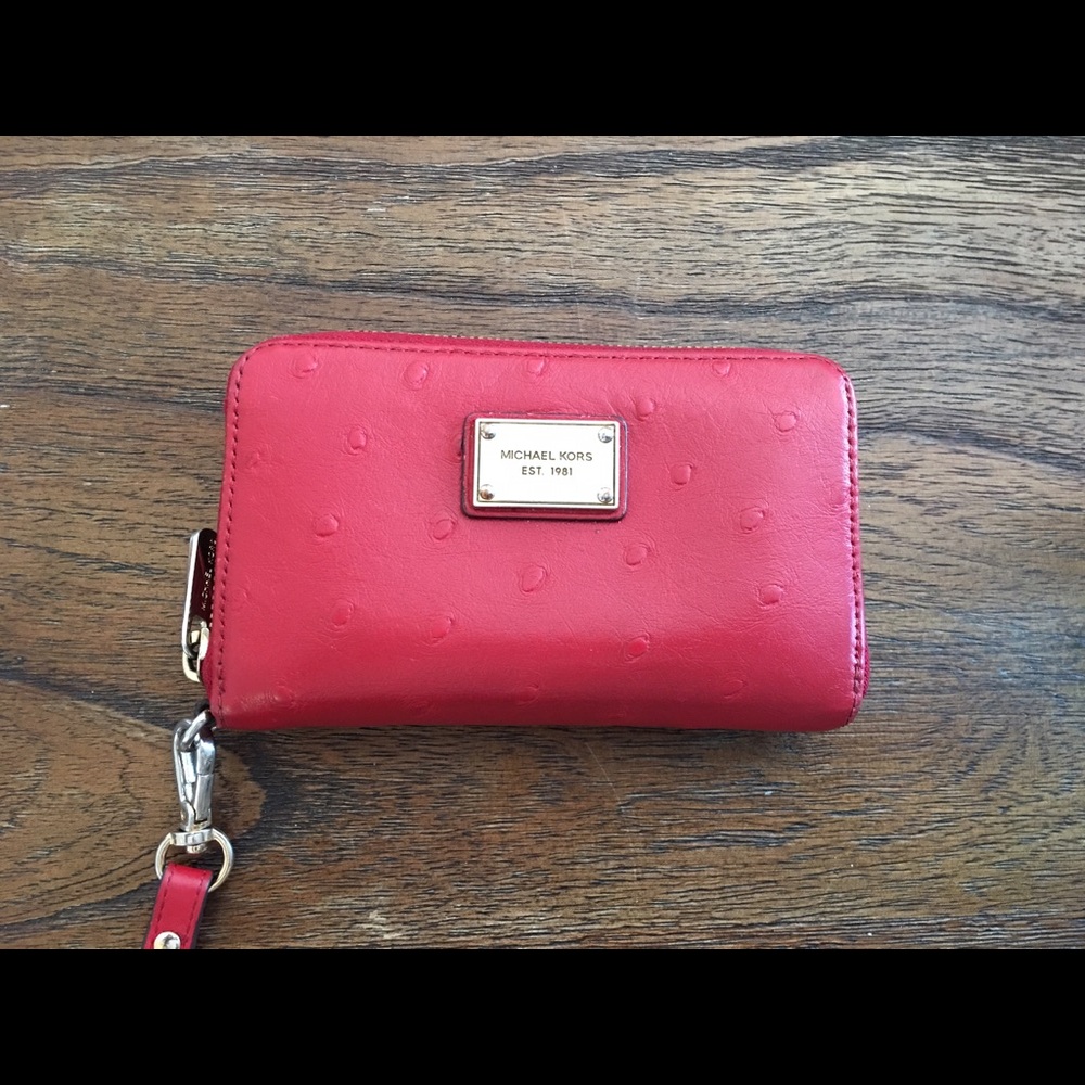 Michael Kors wristlet