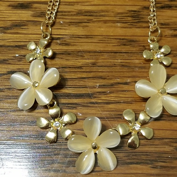 Necklace Flower Cats Eye Opal stones + Rhinestone - Picture 6 of 8