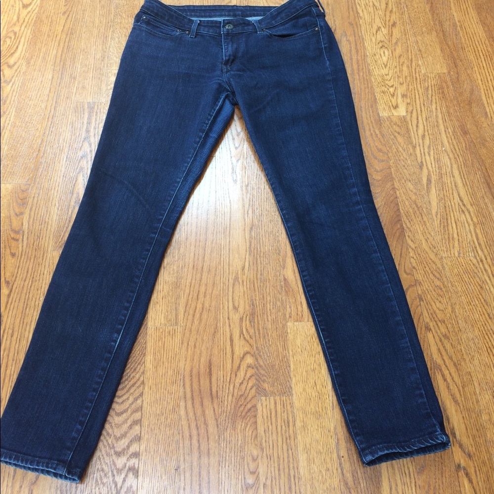 LEVI'S | dark wash skinny jean