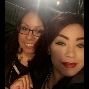 Meet your Posher, Crystal