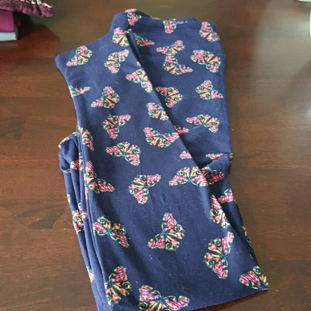 NWOT!! leggings