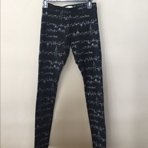 City skyline leggings
