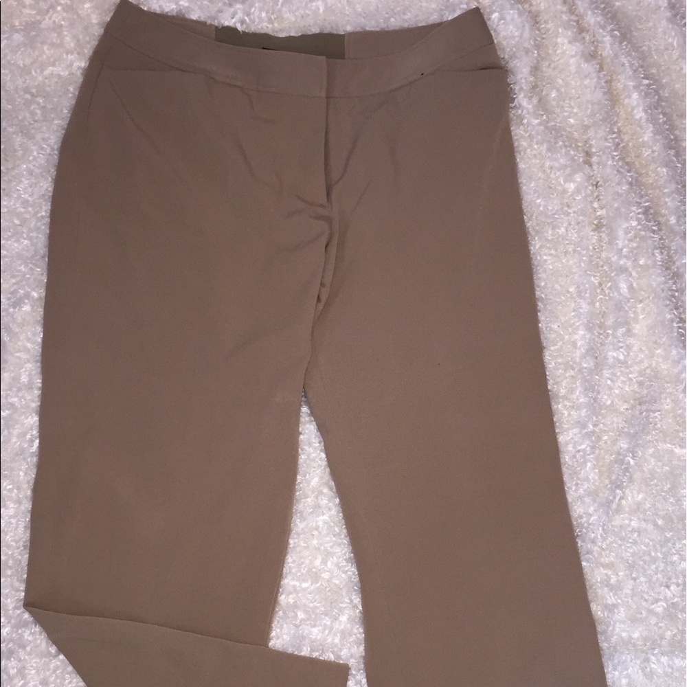 Pant suit - Picture 4 of 4
