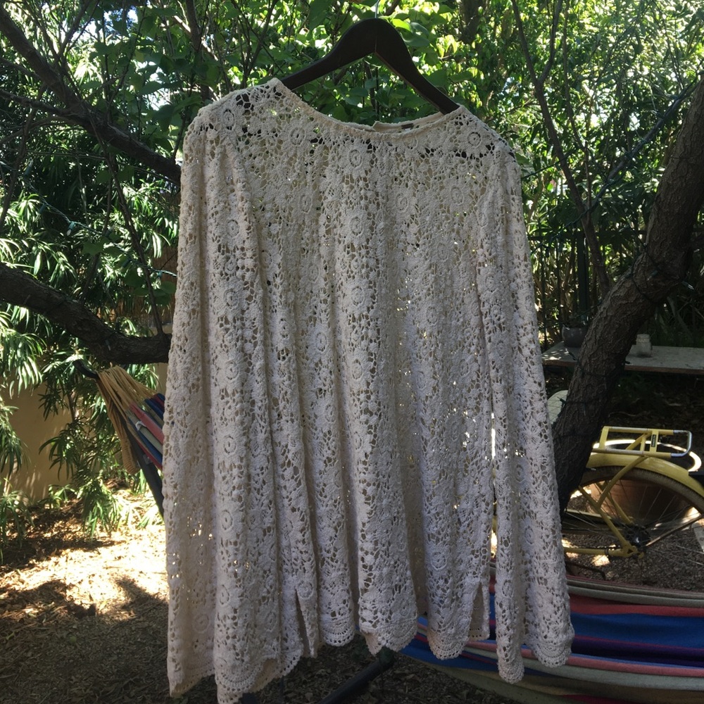 Free people long sleeve crochet shirt