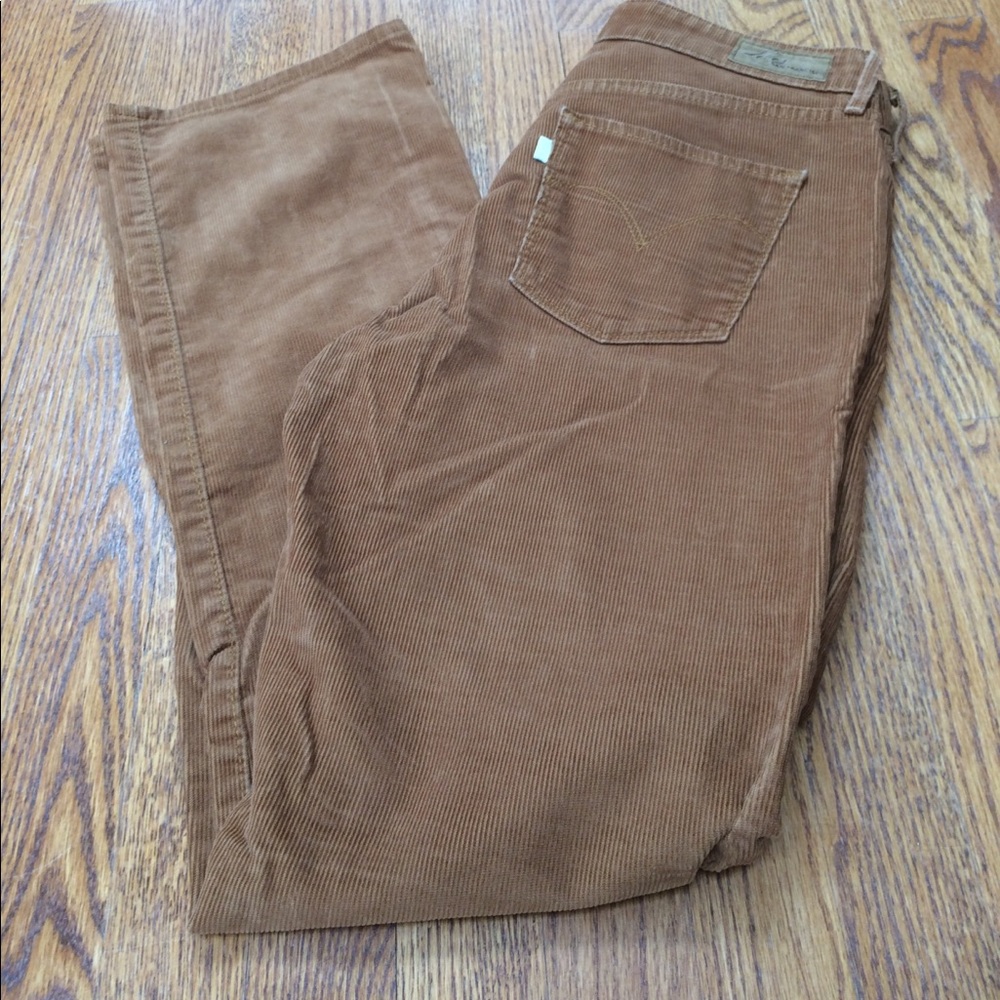 LEVI'S || strait leg corduroys