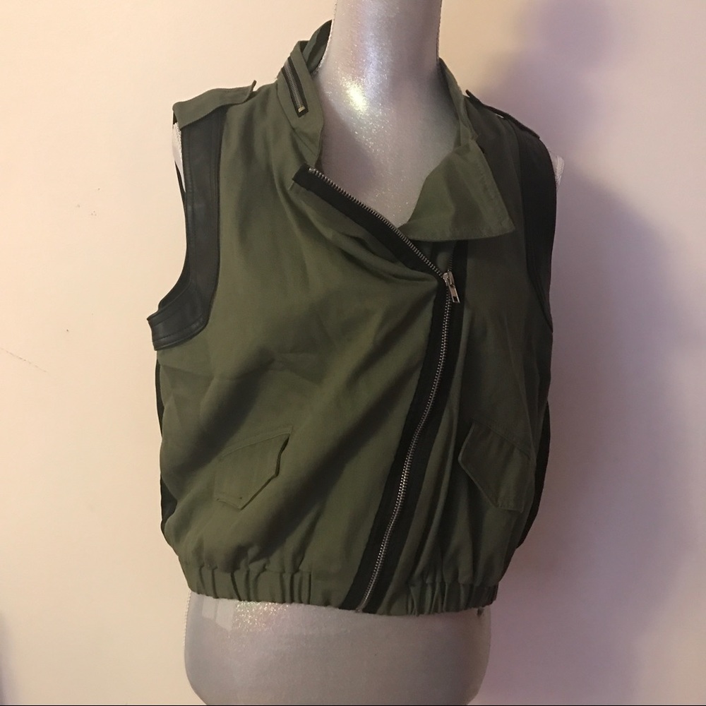 Romeo and Juliet vest