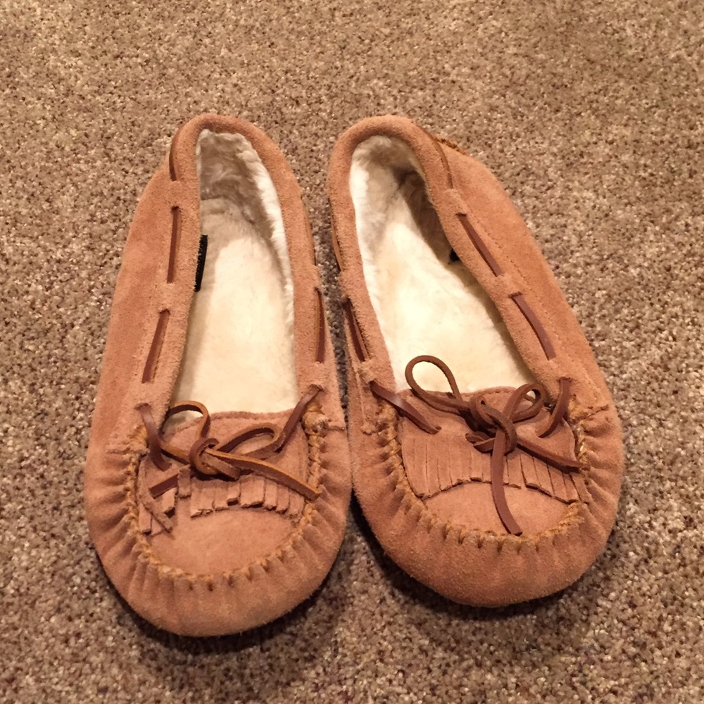 Moccasin slippers
