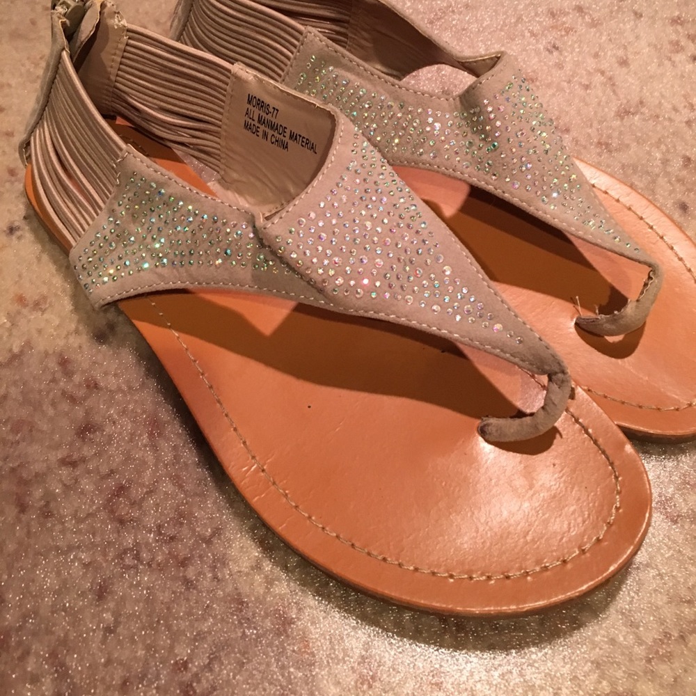 Tan zip up sandal with bling