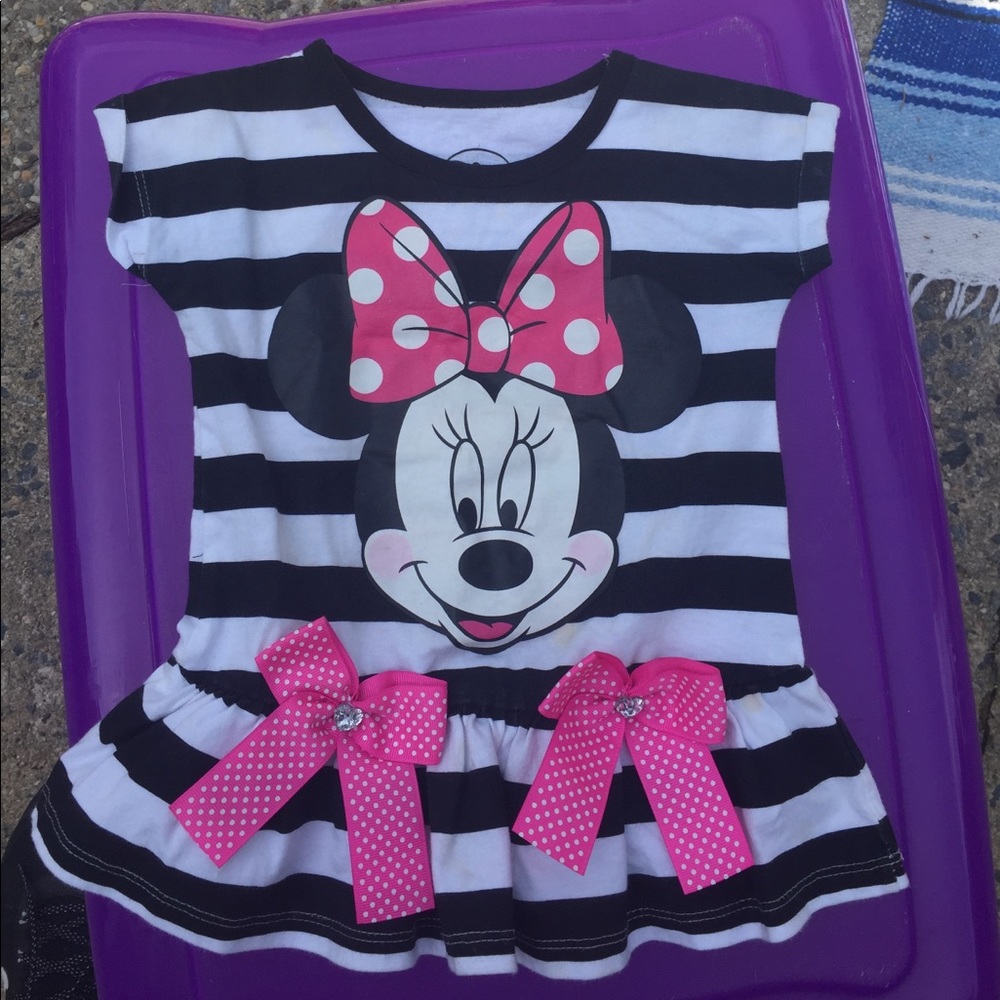 Minnie Mouse outfit