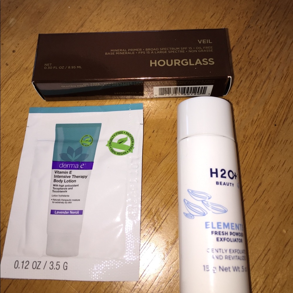 Hourglass Veil Mineral Primer