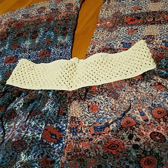 Boho pants, with a stretchy waistband! Size Medium - Picture 2 of 4