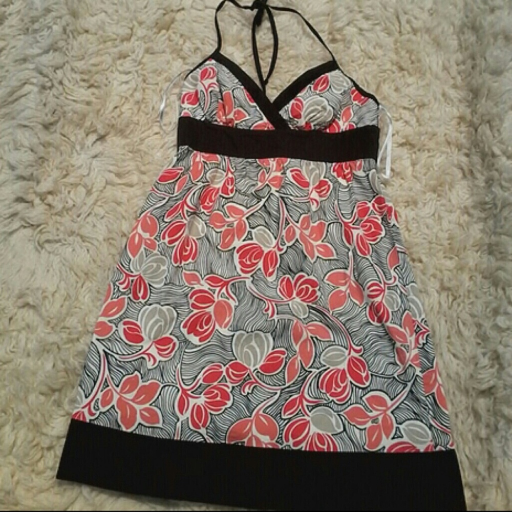 Back out Dress