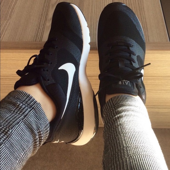 NWT Nike Air Max Siren WMNS, size 9,5 - Picture 3 of 8