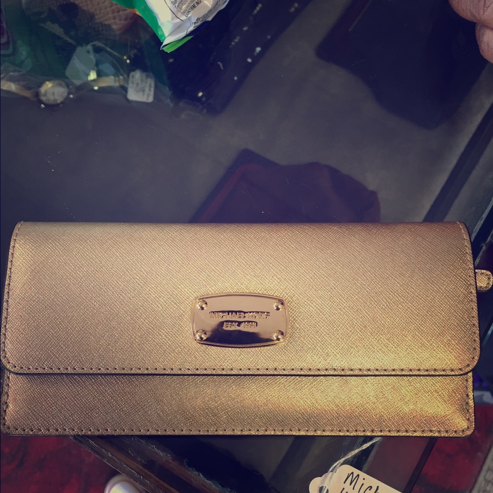 Brand new gold Michael Kors wallet