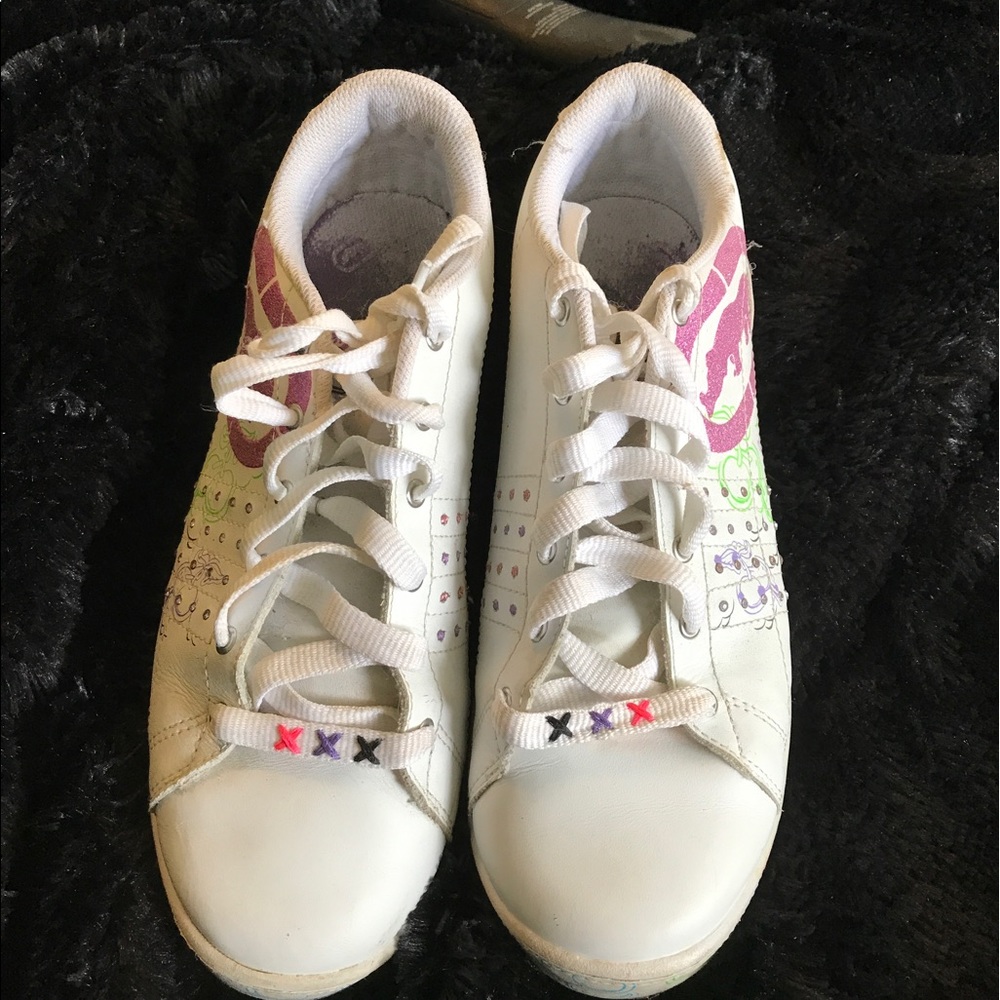 Women's sneakers