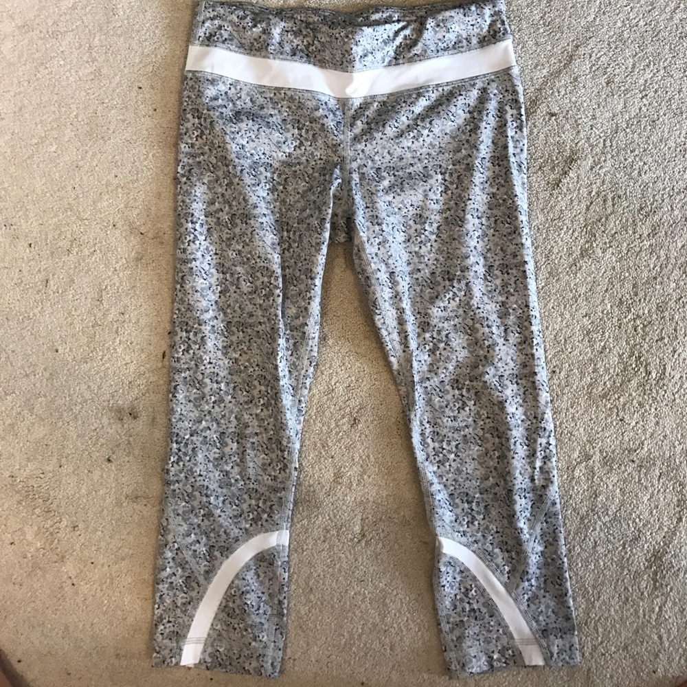 Lululemon grey pants size 8