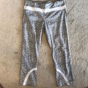 Lululemon grey pants size 8