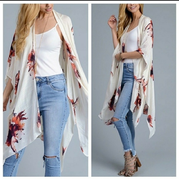 SOLD OUT - Ivory Garden Party Kimono - Picture 2 of 6