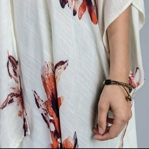 SOLD OUT - Ivory Garden Party Kimono - Picture 5 of 6