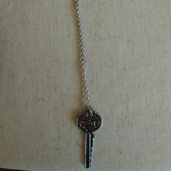 Sherlock Holmes Room 221B Key Pendant Necklace - Picture 5 of 5