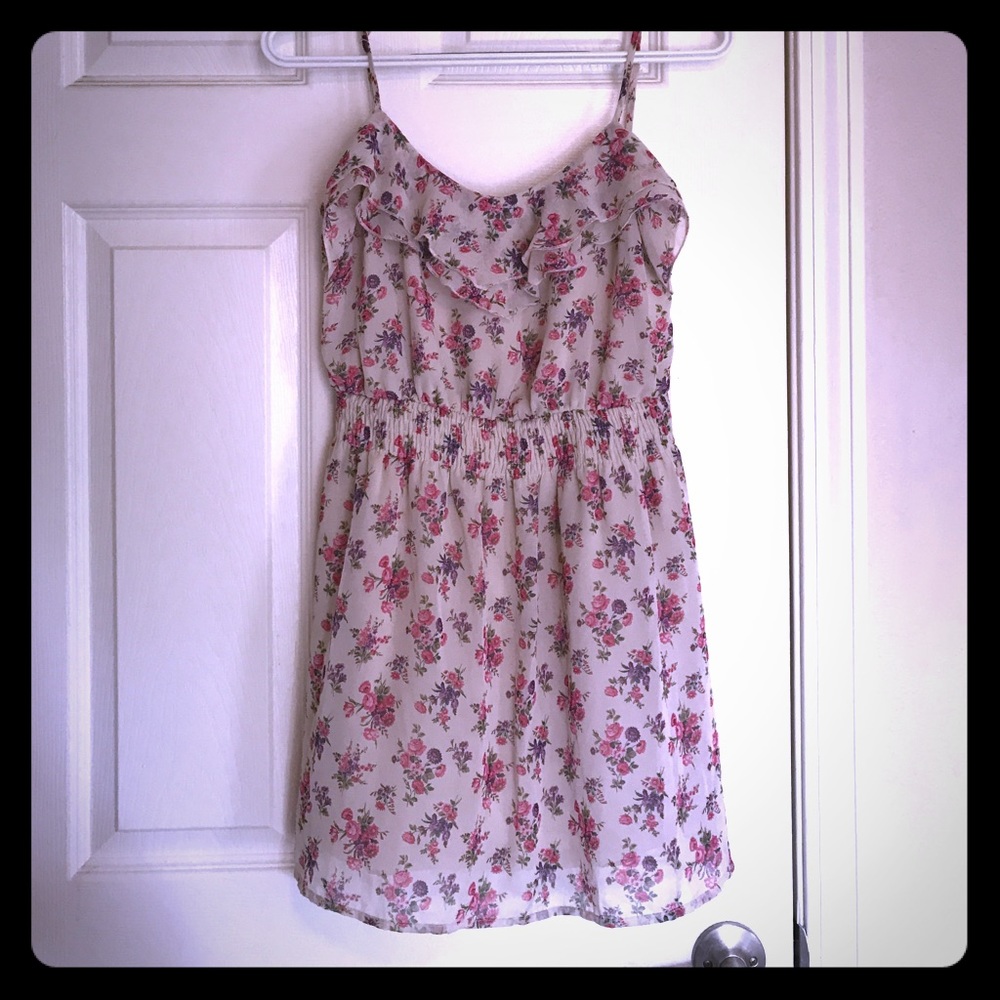 Cute summer dress with pockets
