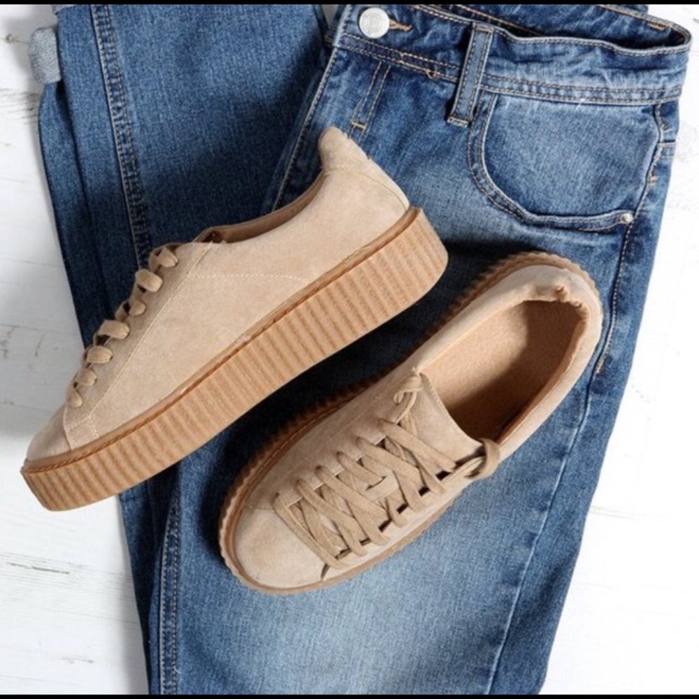 Suede beige creepers