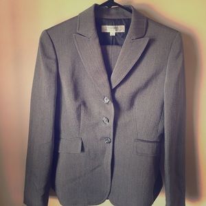 Tahari Arthur S Levine pants suit