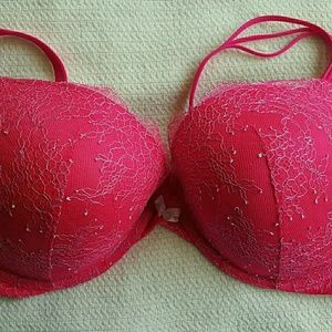 Victoria's Secret Very Sexy Pushup bra