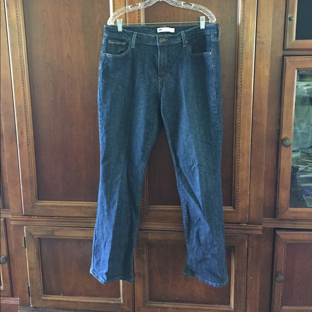 Levis jeans