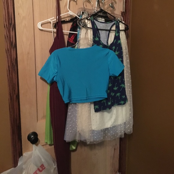 Vintage crop top! S/M Super stretch! - Picture 3 of 3